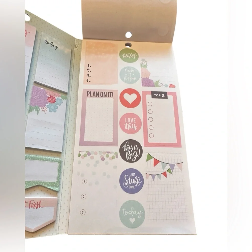 The Happy Planner Daydreamer Accessory Book